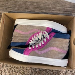 womens size 8.5 vans